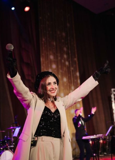 Новогодняя супердискотека