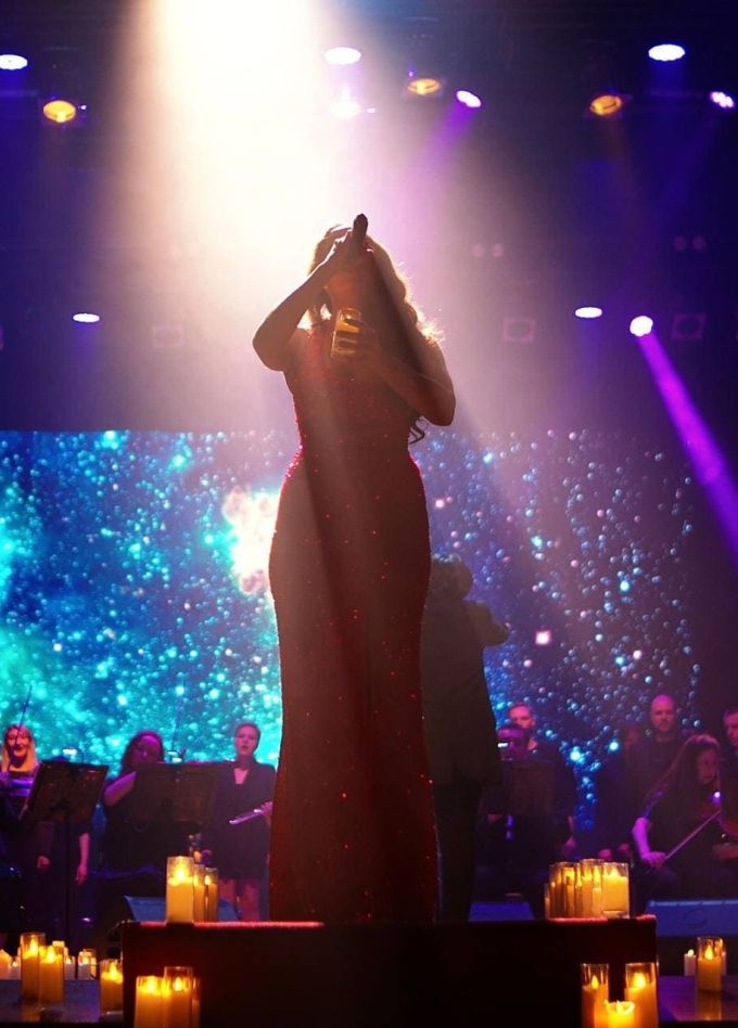 Neo Classic Orchestra и хор. Идеальное свидание. 3000 свечей